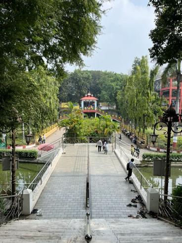 Saras Baug Pune